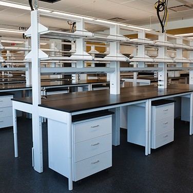 fisherbrand-lab-seating-benches-workstations-shelving-d-408-1498